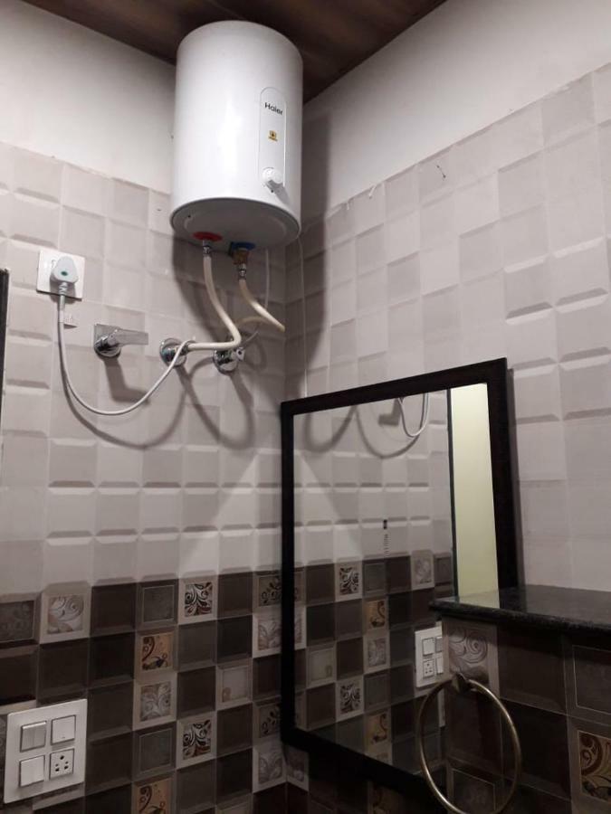 Vardan Villa Udaipur Esterno foto